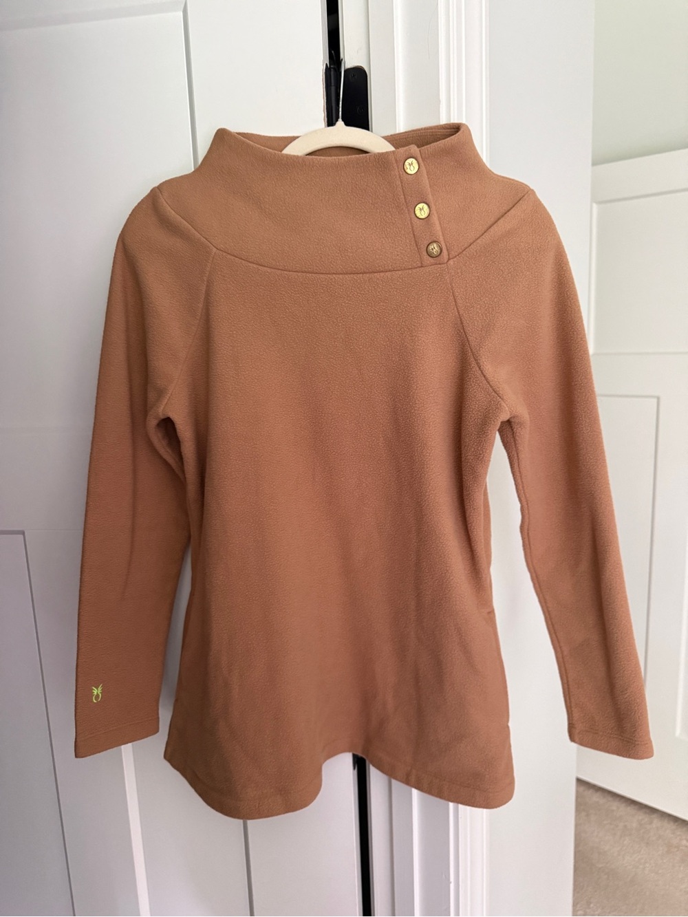 Dudley Stephens camel mock neck long sleeve fleece pullover